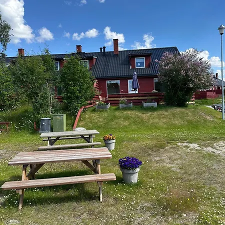54:an - Flott Med Gangavstand Til Sentrum Lägenhet Røros